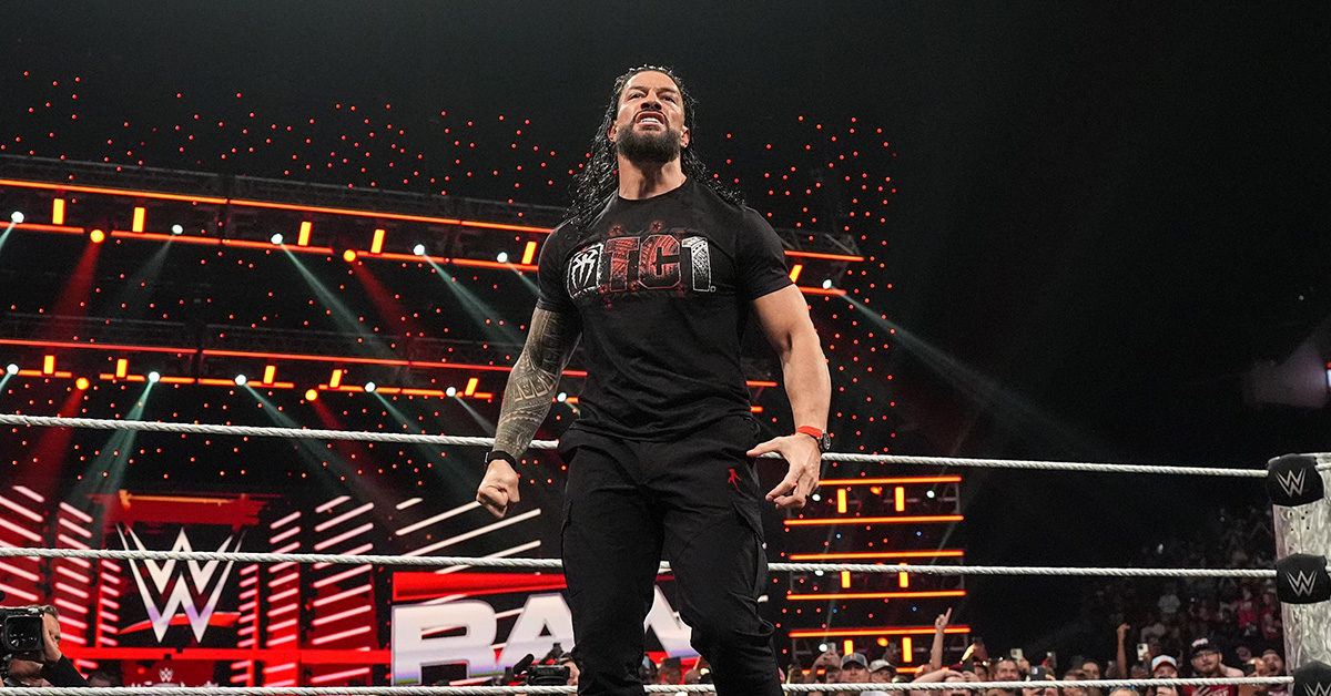 Roman Reigns making his dramatic SummerSlam return to WWE in 2025